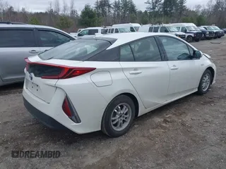 2017 Toyota Prius Plus with VIN JTDKARFP0H3053063, listed as a IAAI auction lot 41814866 with 87,303 mi miles and . Bid and sale history available at DreamBid. Image 4.