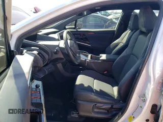 2023 Toyota bZ4X XLE z VIN JTMABACA4PA012665, wystawiony jako Copart lot #47674964 z przebiegiem 21 844 mil mil oraz Szkoda całkowita • Salvage title. Historia ofert i sprzedaży dostępna na DreamBid. Obrazek 7.