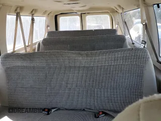 2003 Ford Econoline Passenger XL с VIN 1FBNE31L63HA37971, выставлен на аукционе Copart как лот 78620684 с пробегом 108 997 миль миль и Списание • Salvage title. История ставок и продаж доступна на DreamBid. Изображение 10.