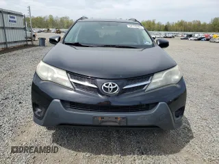 2015 Toyota RAV4 LE z VIN 2T3BFREV9FW286290, wystawiony jako Copart lot #54716505 z przebiegiem 130 884 mil mil oraz Szkoda całkowita • Salvage title. Historia ofert i sprzedaży dostępna na DreamBid. Obrazek 5.