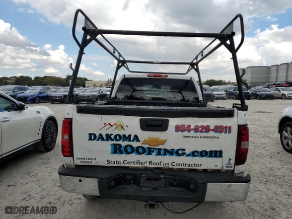 2013 Chevrolet Silverado 1500 LT with VIN 1GCRCSEA0DZ235270, listed as a Copart auction lot 46988155 with 262,509 mi miles and Salvage Title. Bid and sale history available at carsss.com. Image 6.