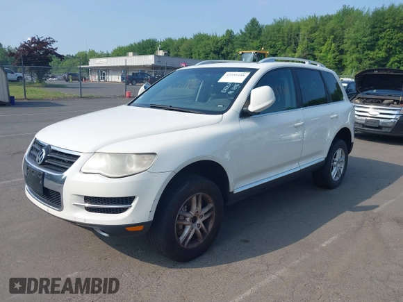 2008 Volkswagen Touareg V6 с VIN WVGBE77L18D040817, выставлен на аукционе IAAI как лот 42555188 с пробегом 202 942 миль миль и . История ставок и продаж доступна на DreamBid. Изображение 2.