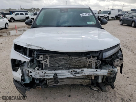 2024 Chevrolet TrailBlazer LS with VIN KL79MMS28RB073651, listed as a Copart auction lot 51102585 with 13,523 mi miles and Salvage Title. Bid and sale history available at carsss.com. Image 5.