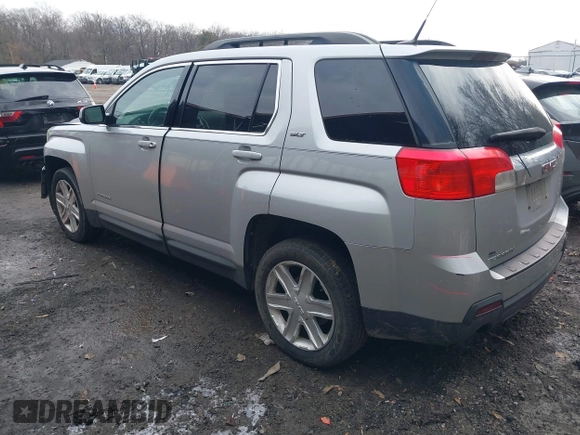 2011 GMC Terrain SLT-1 with VIN 2CTFLUE58B6331811, listed as a IAAI auction lot 41481352 with 133,283 mi miles and . Bid and sale history available at carsss.com. Image 3.