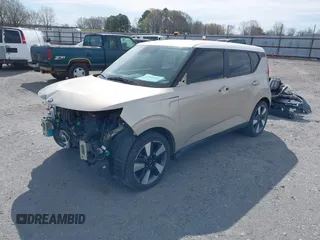 2020 Kia Soul EX with VIN KNDJ33AU5L7073908, listed as a IAAI auction lot 41816282 with 53,002 mi miles. Bid and sale history available at carsss.com. Image 18.