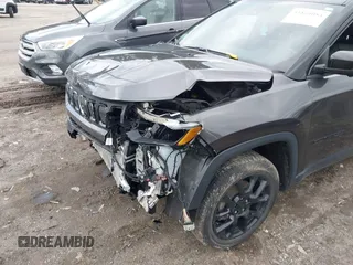 2022 Jeep Compass Latitude с VIN 3C4NJDBB2NT208884, выставлен на аукционе IAAI как лот 41863083 с пробегом 28 029 миль миль и . История ставок и продаж доступна на DreamBid. Изображение 6.