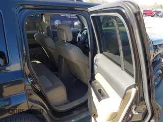 2011 Jeep Patriot Sport z VIN 1J4NT1GB8BD208238, wystawiony jako IAAI lot #41834103 z przebiegiem 200 947 mil mil oraz . Historia ofert i sprzedaży dostępna na DreamBid. Obrazek 8.