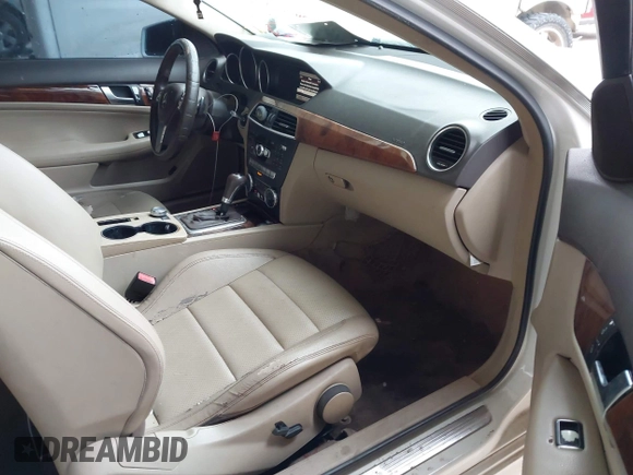 2013 Mercedes-Benz C-Class C 250 with VIN WDDGJ4HBXDG036838, listed as a IAAI auction lot 41913892 with 139,956 mi miles. Bid and sale history available at carsss.com. Image 5.