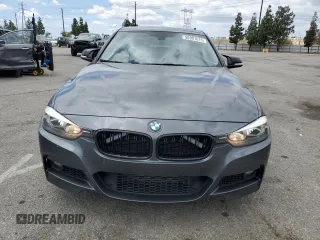 2015 BMW 3 Series 328i z VIN WBA3C1C59FK122223, wystawiony jako Copart lot #56991615 z przebiegiem 83 519 mil mil oraz Szkoda całkowita • Salvage title. Historia ofert i sprzedaży dostępna na DreamBid. Obrazek 5.