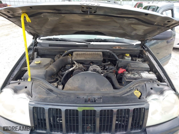 2005 Jeep Grand Cherokee Laredo with VIN 1J4GS48K65C570266, listed as a IAAI auction lot 42026624 with 162,512 mi miles. Bid and sale history available at carsss.com. Image 10.
