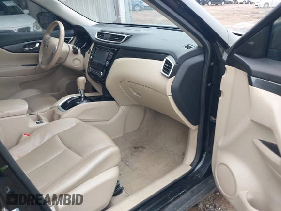 2014 Nissan Rogue SV with VIN 5N1AT2MT0EC811665, listed as a IAAI auction lot 38881831 with 97,896 mi miles and . Bid and sale history available at carsss.com. Image 5.