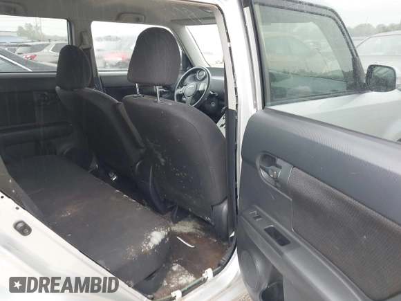 2010 Scion xB z VIN JTLZE4FE2A1115332, wystawiony jako IAAI lot #42351110 z przebiegiem Nie podano mil oraz . Historia ofert i sprzedaży dostępna na DreamBid. Obrazek 8.
