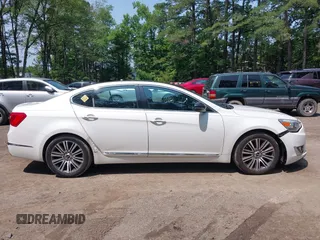 2015 Kia Cadenza Premium z VIN KNALN4D74F5177320, wystawiony jako IAAI lot #42500422 z przebiegiem 180 479 mil mil oraz . Historia ofert i sprzedaży dostępna na DreamBid. Obrazek 13.