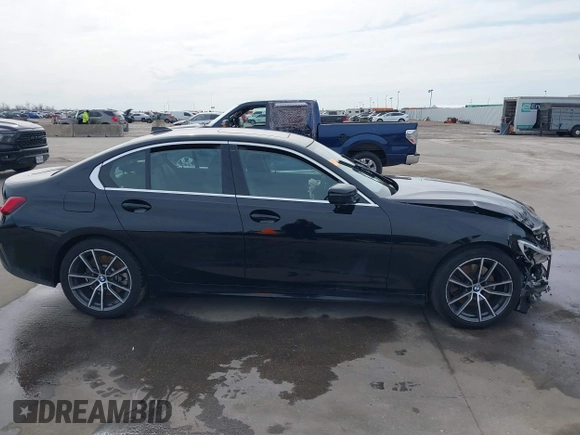 2020 BMW 3 Series 330i with VIN 3MW5R1J06L8B14835, listed as a IAAI auction lot 41722889 with 1 mi miles. Bid and sale history available at carsss.com. Image 13.