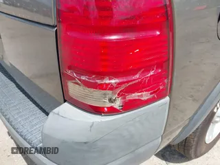 2003 Ford Explorer XLS z VIN 1FMZU62K73ZB22816, wystawiony jako IAAI lot #41964301 z przebiegiem 320 498 mil mil oraz . Historia ofert i sprzedaży dostępna na DreamBid. Obrazek 6.