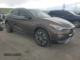2019 Infiniti QX30 Luxe with VIN SJKCH5CR1KA009121, listed as a Copart auction lot 55252695 with 95,931 mi miles and Salvage title. Bid and sale history available at DreamBid. Image 4.