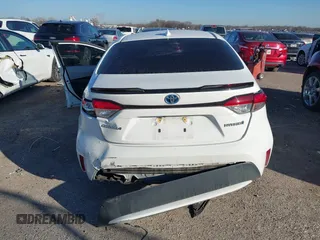2022 Toyota Corolla Hybrid LE with VIN JTDEAMDE1NJ037740, listed as a IAAI auction lot 41482375 with 1 mi miles. Bid and sale history available at carsss.com. Image 16.