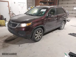 2013 Kia Sorento LX with VIN 5XYKTDA28DG338687, listed as a IAAI auction lot 41506461 with 234,553 mi miles. Bid and sale history available at carsss.com. Image 17.
