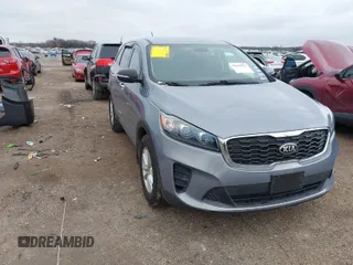 2020 Kia Sorento LX with VIN 5XYPG4A39LG688184, listed as a IAAI auction lot 41539132 with 44,763 mi miles. Bid and sale history available at carsss.com. Image 1.