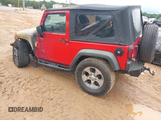 2014 Jeep Wrangler Sport с VIN 1C4AJWAGXEL107854, выставлен на аукционе IAAI как лот 42648024 с пробегом Не указан миль и . История ставок и продаж доступна на DreamBid. Изображение 3.