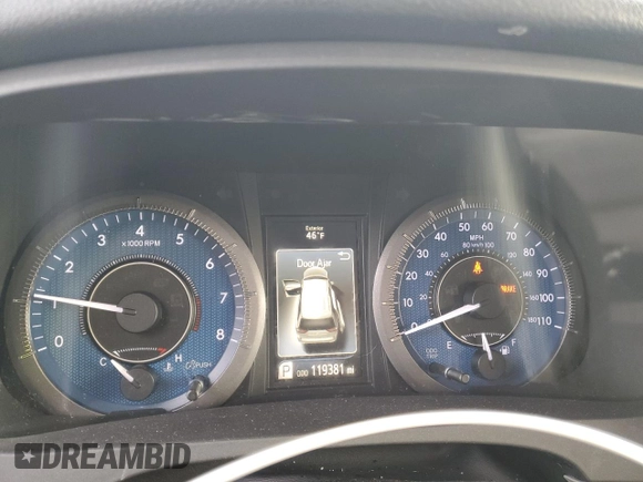 2018 Toyota Sienna XLE with VIN 5TDDZ3DC7JS198250, listed as a Copart auction lot 45917405 with 119,381 mi miles and Salvage Title. Bid and sale history available at carsss.com. Image 9.