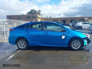 2020 Toyota Prius L Eco with VIN JTDKARFU1L3111938, listed as a IAAI auction lot 41578853 with 117,641 mi miles. Bid and sale history available at carsss.com. Image 14.