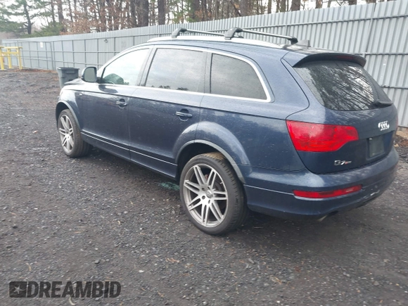 2007 Audi Q7 Premium Plus with VIN WA1EY74L67D061054, listed as a IAAI auction lot 41919887 with 175,238 mi miles and . Bid and sale history available at DreamBid. Image 3.