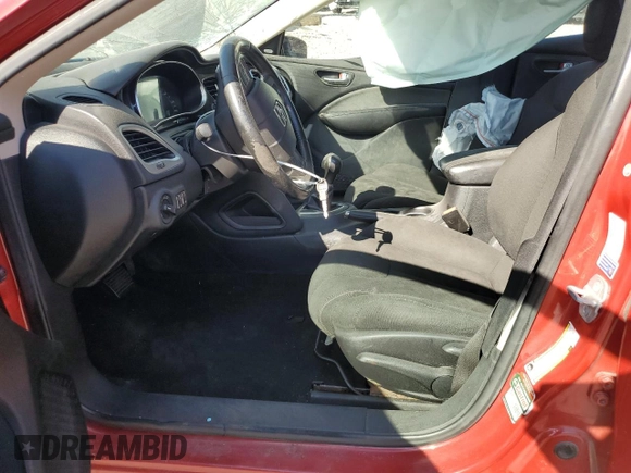 2013 Dodge Dart SXT with VIN 1C3CDFBA8DD287889, listed as a Copart auction lot 77431774 with 163,464 mi miles and Clean Title. Bid and sale history available at DreamBid. Image 7.