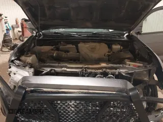 2019 Toyota Tacoma SR with VIN 5TFCZ5AN7KX208672, listed as a IAAI auction lot 42143071 with 83,584 mi miles and . Bid and sale history available at DreamBid. Image 10.