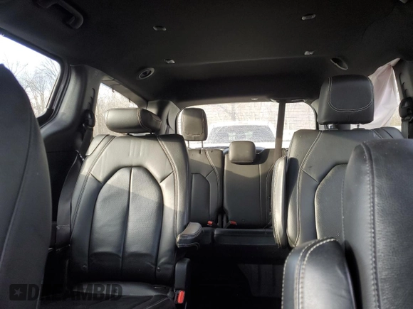 2020 Chrysler Pacifica Launch Edition with VIN 2C4RC3BG7LR289222, listed as a Copart auction lot 45941595 with 58,631 mi miles and Salvage title. Bid and sale history available at DreamBid. Image 10.