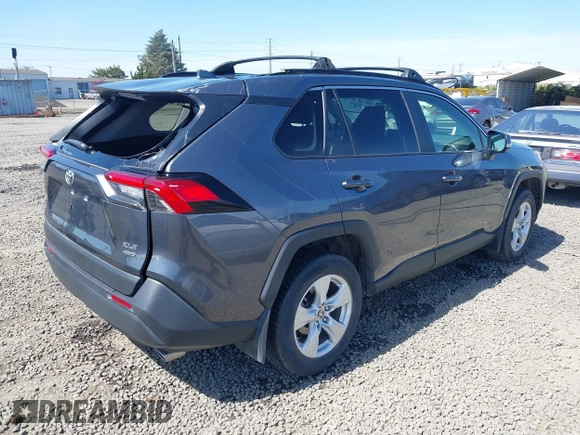 2019 Toyota RAV4 XLE with VIN JTMP1RFV9KD522379, listed as a IAAI auction lot 42002573 with 38,895 mi miles and . Bid and sale history available at DreamBid. Image 4.