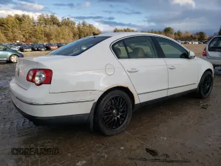 2008 Volkswagen Passat VR6 z VIN WVWDU73C18E042907, wystawiony jako Copart lot #88163055 z przebiegiem 166 202 mil mil oraz Tytuł czysty. Historia ofert i sprzedaży dostępna na DreamBid. Obrazek 3.