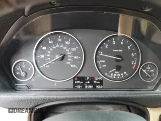 2013 BMW 3 Series 320i xDrive с VIN WBA3C3C53DF979218, выставлен на аукционе Copart как лот 54773715 с пробегом 154 369 миль миль и Списание • Salvage title. История ставок и продаж доступна на DreamBid. Изображение 9.