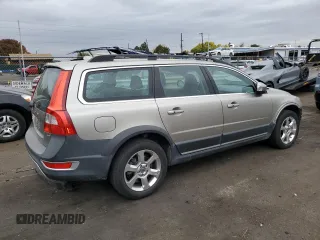 2011 Volvo XC70 3.2L with VIN YV4952BZ7B1099457, listed as a Copart auction lot 75051874 with 154,516 mi miles and Salvage Title. Bid and sale history available at DreamBid. Image 3.