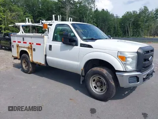 2011 Ford F-350 z VIN 1FDBF3B65BEB59060, wystawiony jako IAAI lot #42337420 z przebiegiem 296 579 mil mil oraz . Historia ofert i sprzedaży dostępna na DreamBid. Obrazek 1.