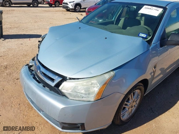2008 Ford Focus SE with VIN 1FAHP35N28W214541, listed as a IAAI auction lot 40882796 with NaN miles. Bid and sale history available at carsss.com. Image 18.