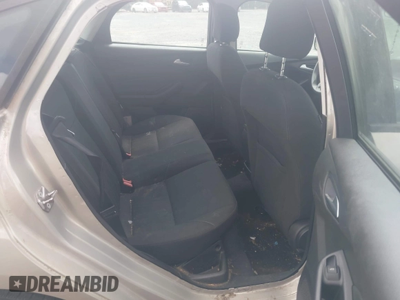 2015 Ford Focus SE с VIN 1FADP3F21FL274618, выставлен на аукционе IAAI как лот 42447069 с пробегом 126 165 миль миль и . История ставок и продаж доступна на DreamBid. Изображение 8.