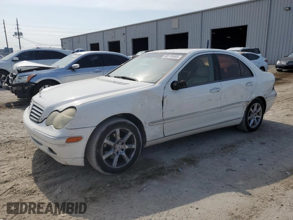 2004 Mercedes-Benz C 240 с VIN WDBRF61J84E016034, выставлен на аукционе Copart как лот 56118485 с пробегом Не указан миль и Списание • Salvage title. История ставок и продаж доступна на DreamBid. Изображение 1.