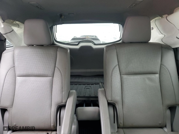 2015 Toyota Highlander Limited with VIN 5TDDKRFH8FS179004, listed as a Copart auction lot 52217125 with 156,334 mi miles and Salvage Title. Bid and sale history available at carsss.com. Image 10.