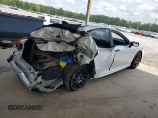 2025 Toyota Camry LE z VIN 4T1DAACK4SU058976, wystawiony jako Copart lot #55153145 z przebiegiem 18 584 mil mil oraz Szkoda całkowita • Salvage title. Historia ofert i sprzedaży dostępna na DreamBid. Obrazek 3.