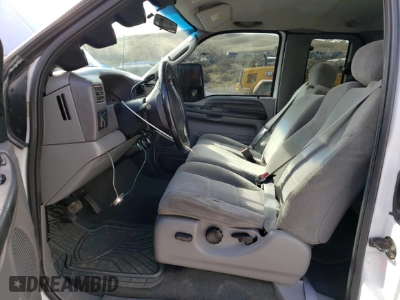 2003 Ford Super Duty F-250 XL with VIN 1FTNX21P23ED47832, listed as a Copart auction lot 47049375 with 291,015 mi miles and Salvage Title. Bid and sale history available at carsss.com. Image 7.