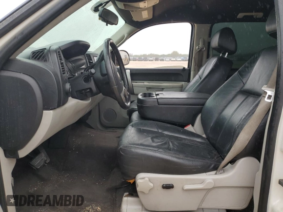 2011 Chevrolet Silverado 1500 LT with VIN 3GCPCSE00BG405302, listed as a Copart auction lot 84955574 with 155,856 mi miles and Salvage Title. Bid and sale history available at DreamBid. Image 7.