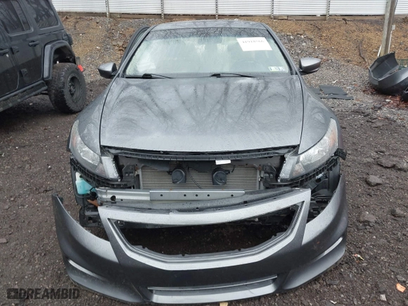 2011 Honda Accord Cpe EX-L with VIN 1HGCS1B86BA001636, listed as a IAAI auction lot 41918566 with 98,350 mi miles. Bid and sale history available at carsss.com. Image 13.