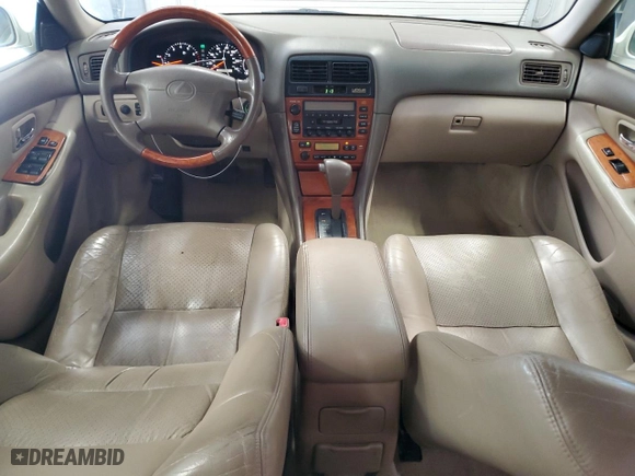 2001 Lexus ES 300 with VIN JT8BF28G710320436, listed as a Copart auction lot 46912265 with 207,842 mi miles and Clean Title. Bid and sale history available at carsss.com. Image 8.