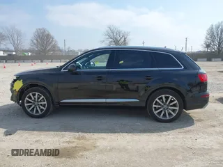 2019 Audi Q7 Premium Plus z VIN WA1LAAF71KD000972, wystawiony jako IAAI lot #42009446 z przebiegiem 37 237 mil mil oraz . Historia ofert i sprzedaży dostępna na DreamBid. Obrazek 14.