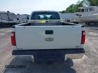 2011 Ford F-250 XL with VIN 1FT7W2B6XBED04727, listed as a IAAI auction lot 42484804 with 59,877 mi miles and . Bid and sale history available at DreamBid. Image 16.