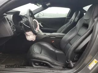 2015 Chevrolet Corvette Z51 2LT z VIN 1G1YK3D71F5117595, wystawiony jako Copart lot #56466555 z przebiegiem 66 307 mil mil oraz Szkoda całkowita • Salvage title. Historia ofert i sprzedaży dostępna na DreamBid. Obrazek 7.