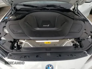 2022 BMW i4 eDrive40 with VIN WBY73AW03NFN11904, listed as a Copart auction lot 46142384 with 15,354 mi miles. Bid and sale history available at carsss.com. Image 11.