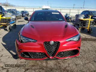 2023 Alfa Romeo Giulia Quadrifoglio with VIN ZARFAMEV2P7673589, listed as a Copart auction lot 85325654 with 14,944 mi miles and Salvage title. Bid and sale history available at DreamBid. Image 5.