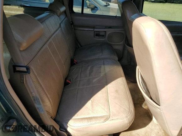 1998 Ford Explorer XLT z VIN 1FMZU32P8WZC33499, wystawiony jako Copart lot #46713545 z przebiegiem 371 924 mil mil oraz Szkoda całkowita • Salvage title. Historia ofert i sprzedaży dostępna na DreamBid. Obrazek 11.